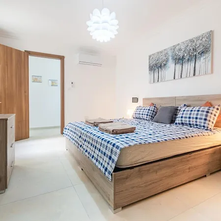 Brand New 3 Bdr 2 Bth H12 Apartment