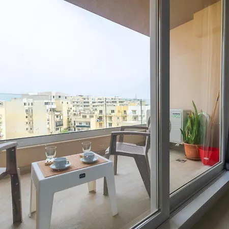 Brand New 3 Bdr 2 Bth H12 *